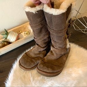 UGG Maddi 3 buckle shearling boots